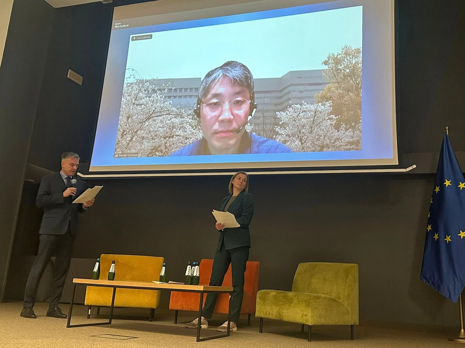 Takeaki Ishizawa (Osaka Metropolitan University) łączy się zdalnie